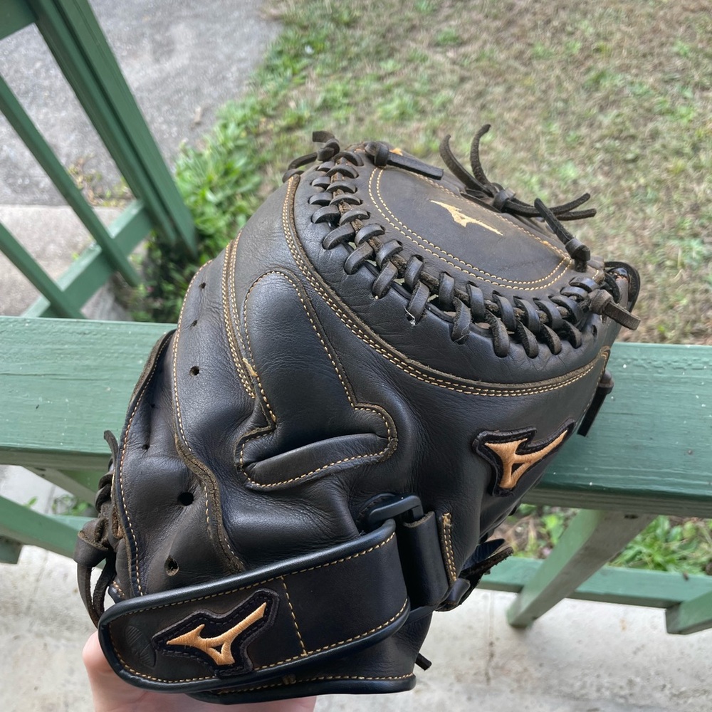 Mizuno Softball Catchers Glove